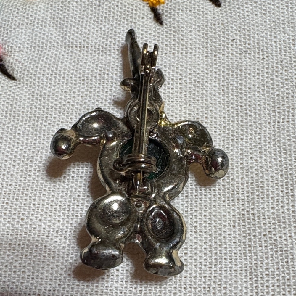 Vintage Clown Brooch with Green Gem - Picture 2 of 2